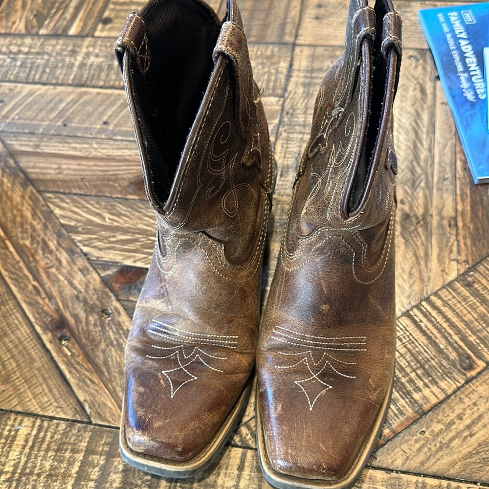 Justin boots